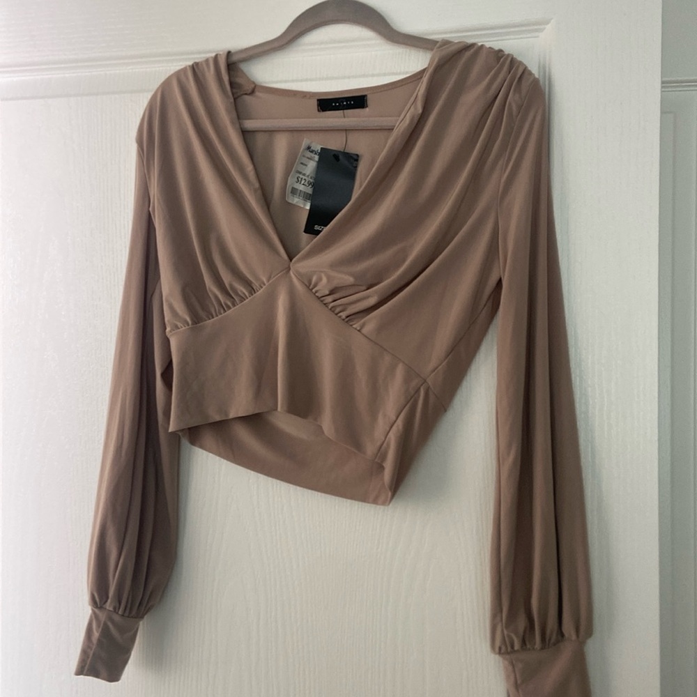 Long sleeve top